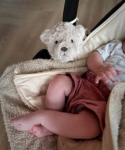 1955027-hunnie-comforteronthegolou-flow4